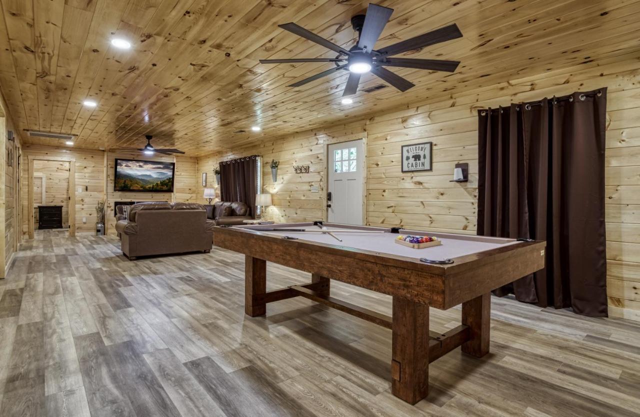 Hidden Creek, Pool Table, Hot Tub, 1089 Free Tickets Each Paid Day, Dollywood And More جاتلينبرج المظهر الخارجي الصورة