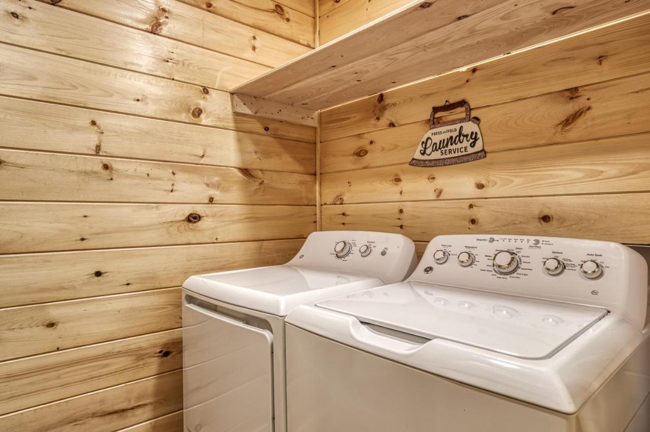 Hidden Creek, Pool Table, Hot Tub, 1089 Free Tickets Each Paid Day, Dollywood And More جاتلينبرج المظهر الخارجي الصورة